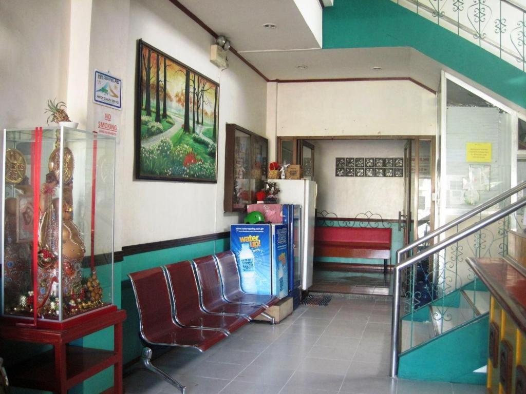 Magayon Hotel Legazpi Exterior foto